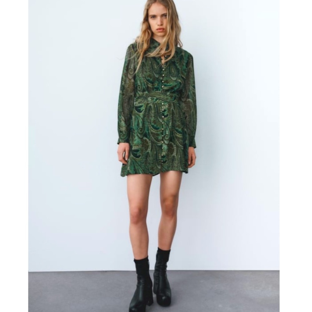 Brand new paisley Zara dress with tags size M